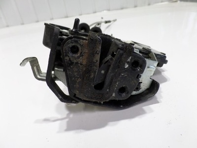 Kia carens iii 06-12r замок двері лівий задня 5pin фото №1