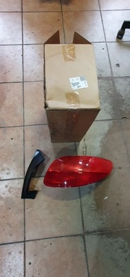 Peugeot 206 лампа правый задняя nowa фото №1