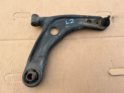 Toyota yaris iii важіль правий перед фото №1