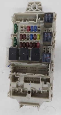 Outlander 03-06 2.4 mivec коробка запобіжник фото №1