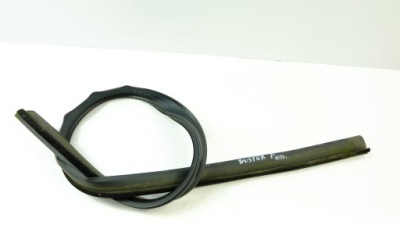 Dacia duster i прокладка кузовная правая фото №1