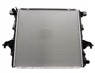 Радиатор wody vw amarok 2.0 tdi 2010 - фото №1