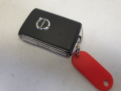 Volvo xc40 ii ключ pilot 32256953 фото №1