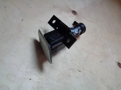 Омыватель правый заглушка corolla e12 lift kombi фото №1