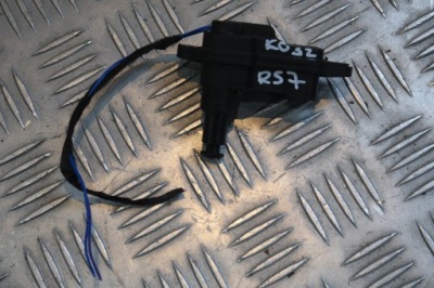 Привід кришка audi 4k rs7 8v0862159a фото №1