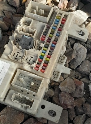 Коробка запобіжників ford focus c-max mk1 фото №1