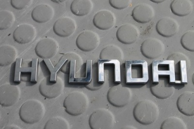 Значок емблема надпис кришки багажника задня hyundai tucson ii iii 15-20 фото №1