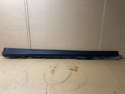 MERCEDES GLB W247 LISTWA PROGOWA PRAWA A2476980800