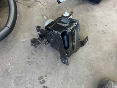 Насос abs berlingo doblo combo pracy rifter 18-25 9845052180 фото №1