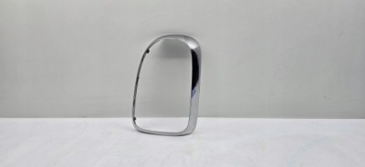 Рамка хром правая лампы задний  mini f60 7385428 фото №1