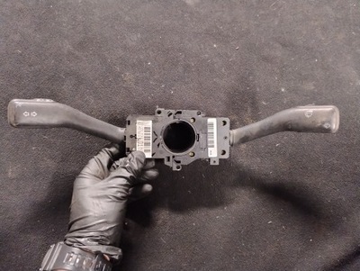 Переключатель комбинированный seat audi volkswagen 4b0953503e фото №1