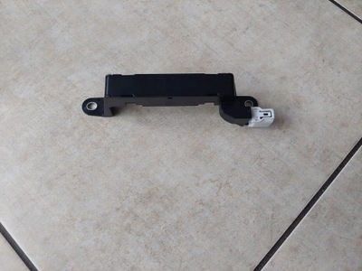 Антена - блок керування - модуль - smart key - toyota auris ii avensis iii prius фото №1