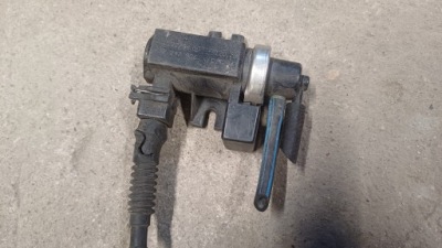 Bmw 5 e39 клапан вакуумa 2247906 фото №1