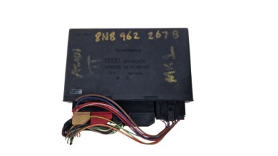 Audi tt 8n модуль комфорта 8n8962267b org. фото №1