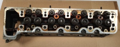 Головка двигателя mercedes w126 3.8 v8 r1160163301 фото №1