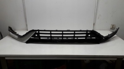 Volvo xc90 14- r-design накладка решётка бампера фото №1