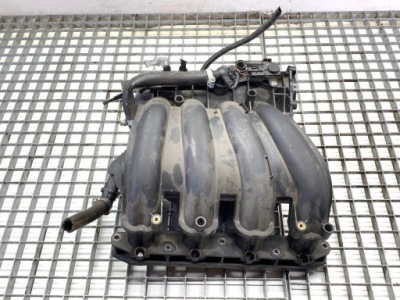 Колектор впускний  bmw e90 2.0 129km 04-12 фото №1