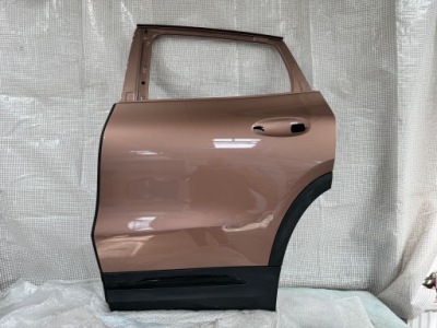 Mercedes gla w247 ліва задні двері фото №1