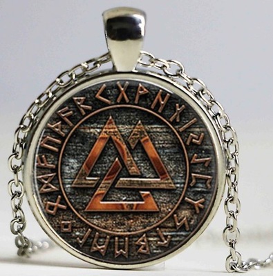 Wisiorek Valknut