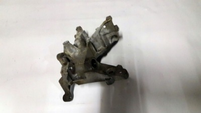 Кронштейн генератора peugeot 3008 5008 1.6 ehdi фото №1