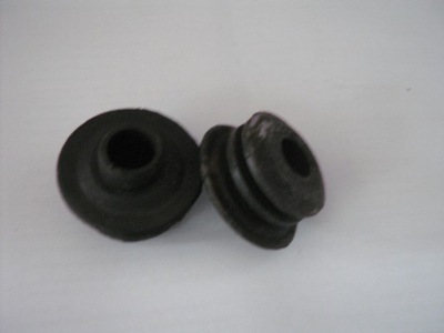 Подушка амортизатора задня daewoo nexia, espero opel 2-szt фото №1