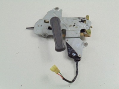 Kia carnival i 99-01 привід ручка двері внутрішня права задня фото №1