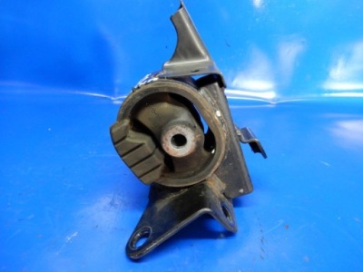 Кронштейн подушка коробки toyota avensis verso 2.0vvti фото №1