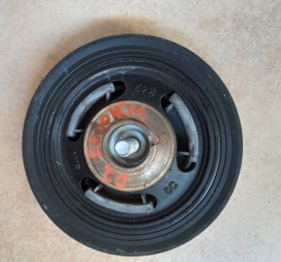 Volvo 1.6 d2 шків s60 v60 v40 v50 s40 c30 фото №1