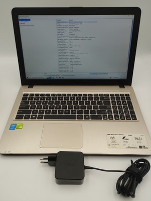 Laptop Asus f540l 15,6 " Intel Core i3 4 GB / 256 GB
