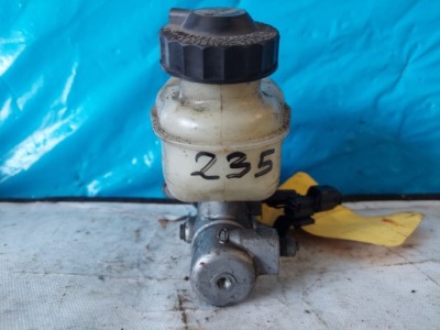 Насос гальмівна kia sorento 2.5 crdi kia оригінальний номер фото №1