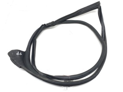 Прокладка двері перед правий audi q8 suv фото №1