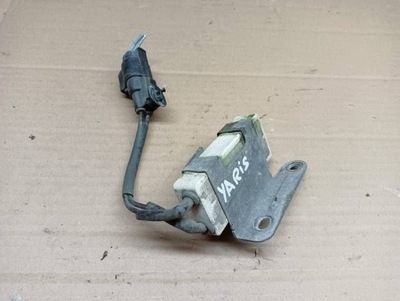 Toyota yaris ii модуль вентиляторів 246810-6110b фото №1