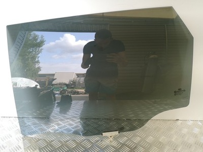 Стекло боковая дверь левый задняя kia sorento ii 09r фото №1