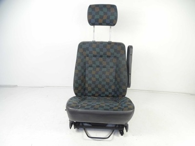 Mercedes vito w638 сиденье правый перед передний фото №1