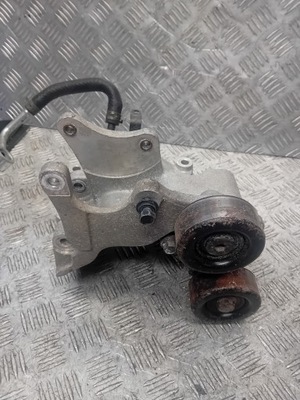 Kia sportage ii 2.0crdi 140km кронштейн генератора фото №1