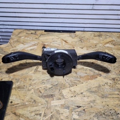 Перемикач комбінований vw skoda 6q0953503 фото №1