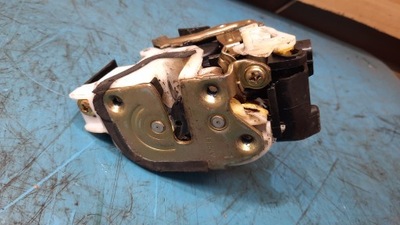 Замок двері лівий задня mitsubishi outlander i 03-06r фото №1