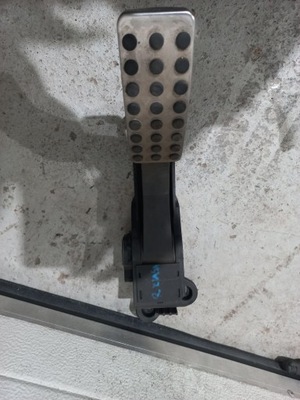 Педаль газу mercedes w251 r-klasa фото №1