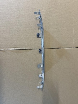 Kia x ceed iii молдинг хром решетка 86353-j7ka0 фото №1