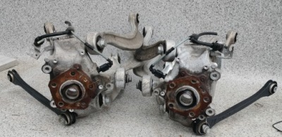 Audi q7 4m0 підвіска задня важелі поворотний кулак ступиця фото №1