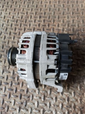 Генератор opel оригинальный номер 13597226 фото №1