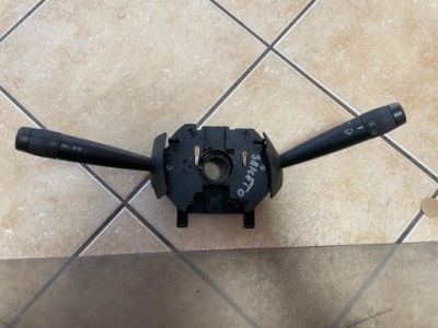 Перемикач pod кермо fiat оригінальний номер 735247261 фото №1