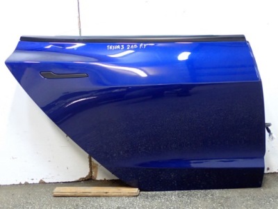 Дверь правый  задняя коплектная  европа оригинал tesla model 3 18r фото №1