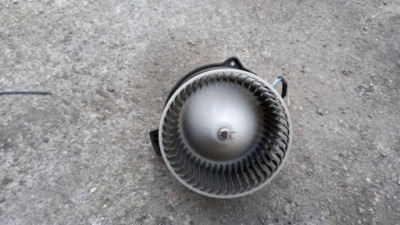 Вентилятор обігрівача mazda 6 03r 2.3b фото №1