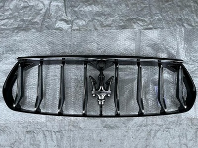 Maserati levante решётка радиатора решётка радиатора фото №1