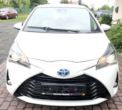 TOYOTA YARIS HYBRYDA ZADBANA