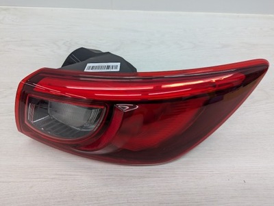 Лампа задня права зовнішня mazda cx-3 оригінал dk 2015-2022 фото №1