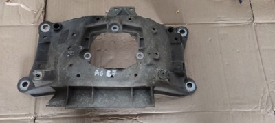 Audi a6 c7 кронштейн коробки 8k0399263 фото №1