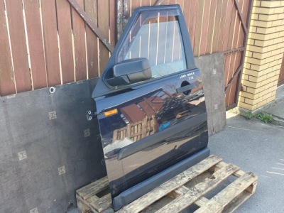 Discovery iii 04-09 двері лівий перед nr lak jik фото №1