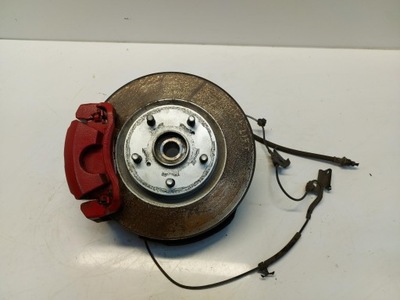 Toyota prius + поворотный кулак левый перед фото №1